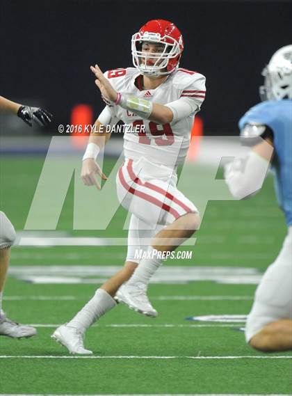 Thumbnail 1 in Carthage vs. China Spring (UIL 4A Division 1 Semifinal) photogallery.