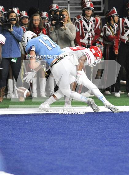 Thumbnail 2 in Carthage vs. China Spring (UIL 4A Division 1 Semifinal) photogallery.