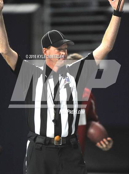 Thumbnail 1 in Carthage vs. China Spring (UIL 4A Division 1 Semifinal) photogallery.
