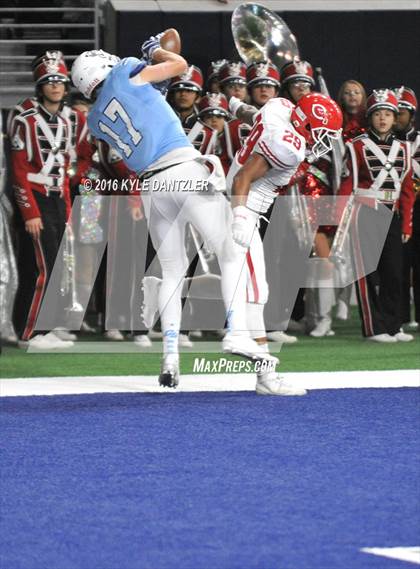 Thumbnail 1 in Carthage vs. China Spring (UIL 4A Division 1 Semifinal) photogallery.