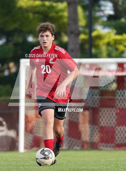 Thumbnail 2 in JV: Catholic Memorial @ Arrowhead photogallery.