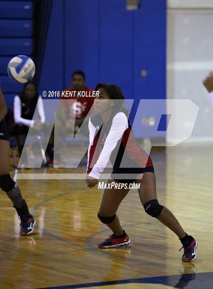 Thumbnail 2 in Southfield Arts & Tech vs. Pontiac photogallery.