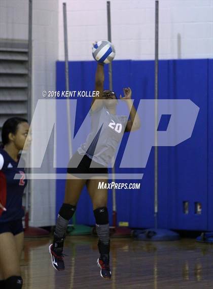 Thumbnail 3 in Southfield Arts & Tech vs. Pontiac photogallery.