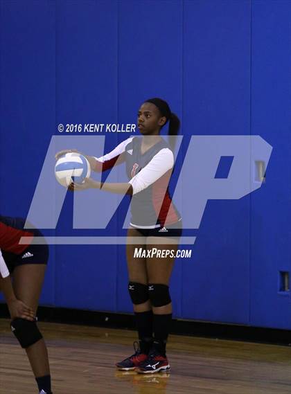 Thumbnail 2 in Southfield Arts & Tech vs. Pontiac photogallery.