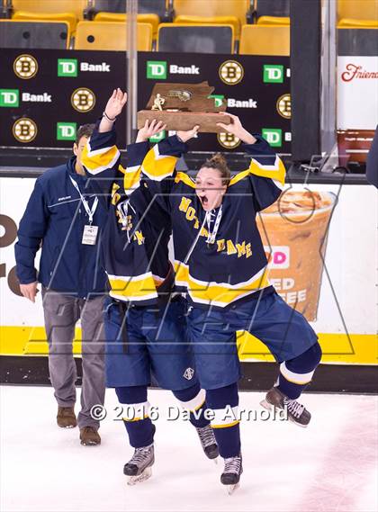Thumbnail 2 in Wellesley vs Notre Dame Academy (MIAA Division 2 Final) photogallery.