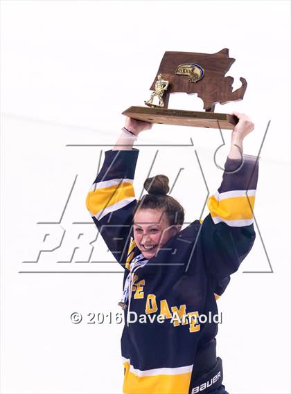 Thumbnail 1 in Wellesley vs Notre Dame Academy (MIAA Division 2 Final) photogallery.