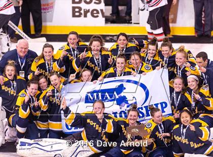 Thumbnail 3 in Wellesley vs Notre Dame Academy (MIAA Division 2 Final) photogallery.