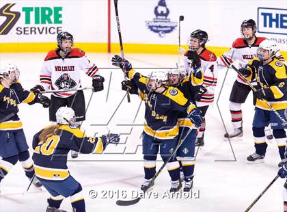 Thumbnail 2 in Wellesley vs Notre Dame Academy (MIAA Division 2 Final) photogallery.