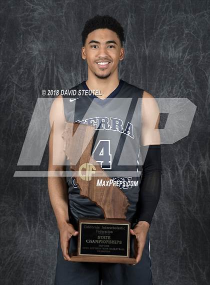 Thumbnail 2 in Sierra Canyon (CIF State Open Division Award Photos) photogallery.