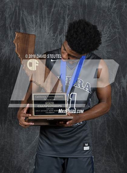 Thumbnail 3 in Sierra Canyon (CIF State Open Division Award Photos) photogallery.