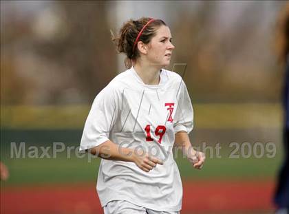 Thumbnail 1 in Pelham @ Tappan Zee (Class A) photogallery.