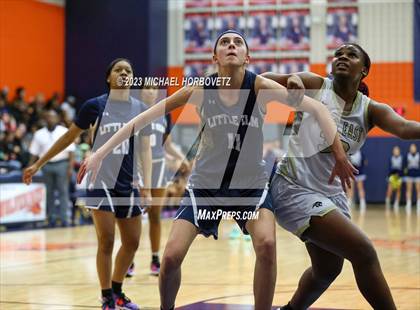 Thumbnail 1 in Little Elm vs. Plano East (UIL 6A Bi-District) photogallery.