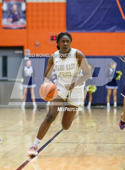 Thumbnail 2 in Little Elm vs. Plano East (UIL 6A Bi-District) photogallery.