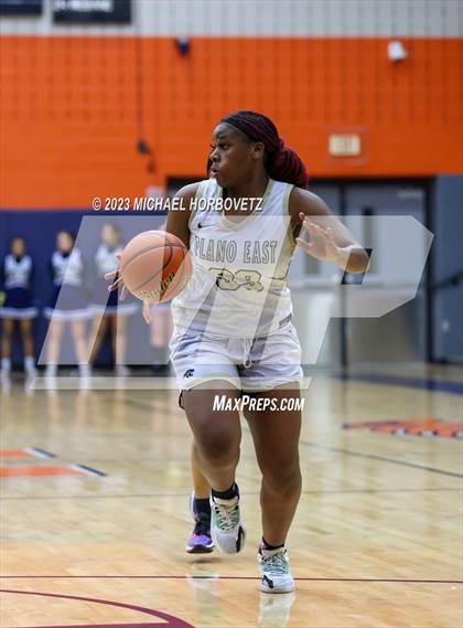 Thumbnail 2 in Little Elm vs. Plano East (UIL 6A Bi-District) photogallery.