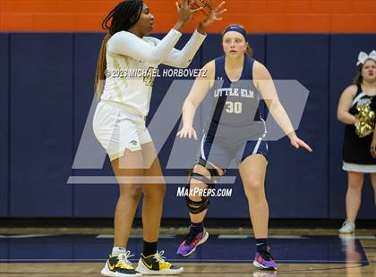 Thumbnail 3 in Little Elm vs. Plano East (UIL 6A Bi-District) photogallery.