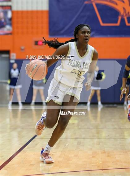 Thumbnail 3 in Little Elm vs. Plano East (UIL 6A Bi-District) photogallery.