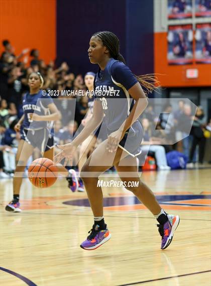 Thumbnail 3 in Little Elm vs. Plano East (UIL 6A Bi-District) photogallery.