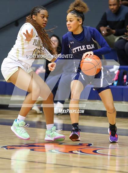 Thumbnail 2 in Little Elm vs. Plano East (UIL 6A Bi-District) photogallery.