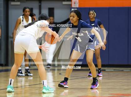 Thumbnail 1 in Little Elm vs. Plano East (UIL 6A Bi-District) photogallery.