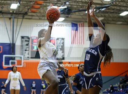Thumbnail 3 in Little Elm vs. Plano East (UIL 6A Bi-District) photogallery.