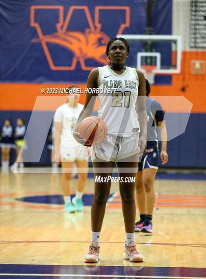Thumbnail 2 in Little Elm vs. Plano East (UIL 6A Bi-District) photogallery.
