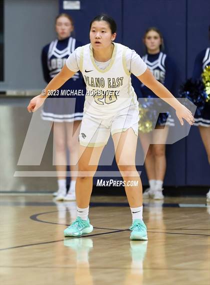 Thumbnail 2 in Little Elm vs. Plano East (UIL 6A Bi-District) photogallery.