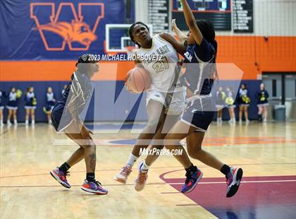 Thumbnail 1 in Little Elm vs. Plano East (UIL 6A Bi-District) photogallery.