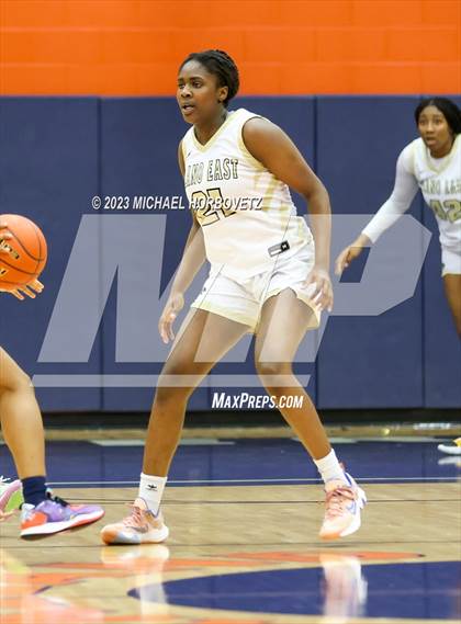 Thumbnail 2 in Little Elm vs. Plano East (UIL 6A Bi-District) photogallery.
