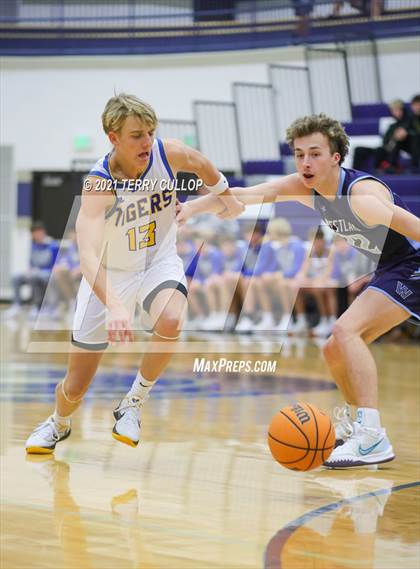 Thumbnail 3 in Westlake vs. Orem (Charger Tournament of Champions) photogallery.