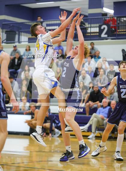 Thumbnail 2 in Westlake vs. Orem (Charger Tournament of Champions) photogallery.