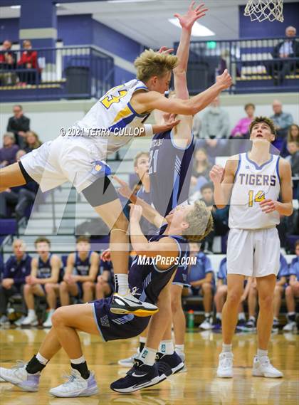 Thumbnail 3 in Westlake vs. Orem (Charger Tournament of Champions) photogallery.
