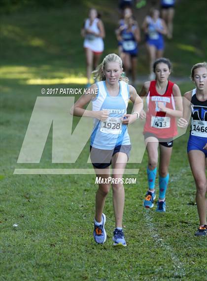 Thumbnail 3 in Monroe Parker Invitational photogallery.