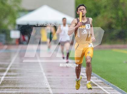 Thumbnail 2 in 50th Annual Loucks Games (Men’s 4X800 Nick Panaro Relay) photogallery.