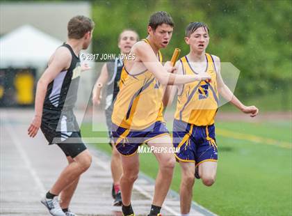 Thumbnail 2 in 50th Annual Loucks Games (Men’s 4X800 Nick Panaro Relay) photogallery.