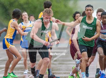 Thumbnail 1 in 50th Annual Loucks Games (Men’s 4X800 Nick Panaro Relay) photogallery.