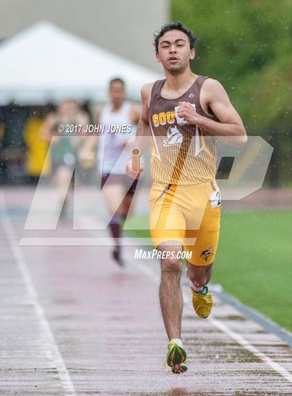 Thumbnail 1 in 50th Annual Loucks Games (Men’s 4X800 Nick Panaro Relay) photogallery.