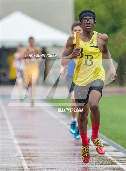 Thumbnail 3 in 50th Annual Loucks Games (Men’s 4X800 Nick Panaro Relay) photogallery.