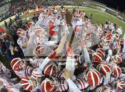 Thumbnail 3 in Mater Dei vs. De La Salle (CIF State Open Division Final) photogallery.