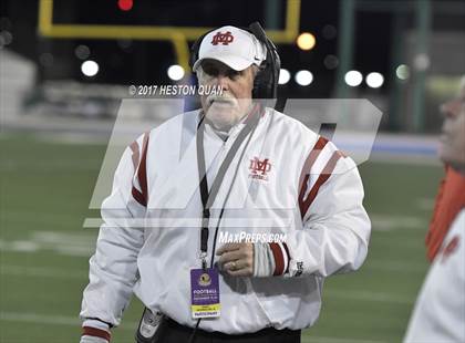 Thumbnail 3 in Mater Dei vs. De La Salle (CIF State Open Division Final) photogallery.