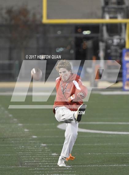 Thumbnail 3 in Mater Dei vs. De La Salle (CIF State Open Division Final) photogallery.
