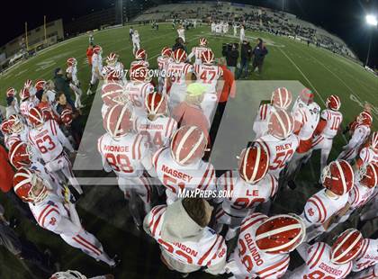Thumbnail 2 in Mater Dei vs. De La Salle (CIF State Open Division Final) photogallery.