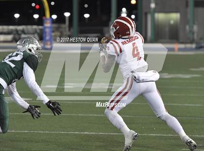 Thumbnail 2 in Mater Dei vs. De La Salle (CIF State Open Division Final) photogallery.