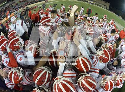 Thumbnail 3 in Mater Dei vs. De La Salle (CIF State Open Division Final) photogallery.