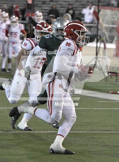 Thumbnail 3 in Mater Dei vs. De La Salle (CIF State Open Division Final) photogallery.