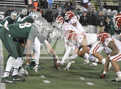 Thumbnail 3 in Mater Dei vs. De La Salle (CIF State Open Division Final) photogallery.