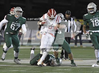 Thumbnail 2 in Mater Dei vs. De La Salle (CIF State Open Division Final) photogallery.