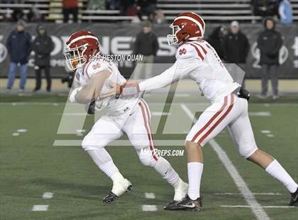 Thumbnail 2 in Mater Dei vs. De La Salle (CIF State Open Division Final) photogallery.