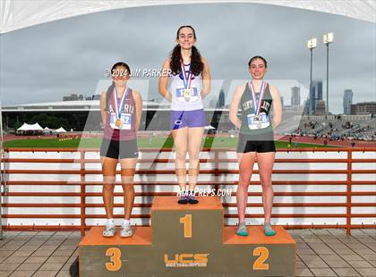 Thumbnail 1 in UIL 4A Track & Field Final (Awards) photogallery.