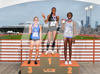 Thumbnail 2 in UIL 4A Track & Field Final (Awards) photogallery.