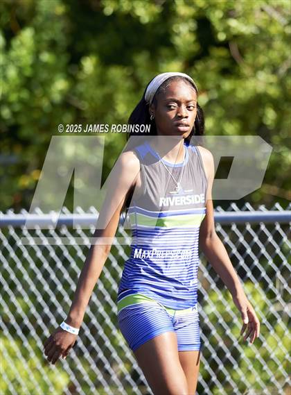 Thumbnail 3 in Gateway Conference Championships (400m) photogallery.
